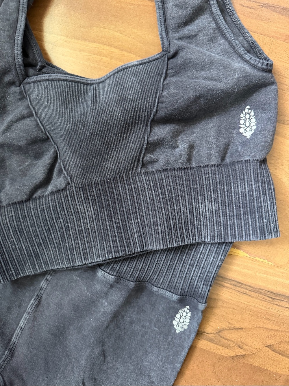 FP Movement - Good Karma Two-Piece Set - Bra & High-Rise Leggings - Picture 4 of 5